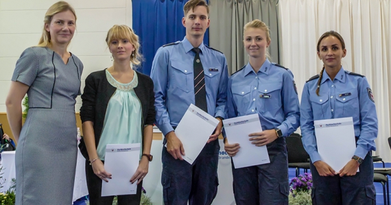 v.l.n.r Cindy Ehlert, Helen Jahn, Christian Reschke, Mara Gaenge, Pauline Blume